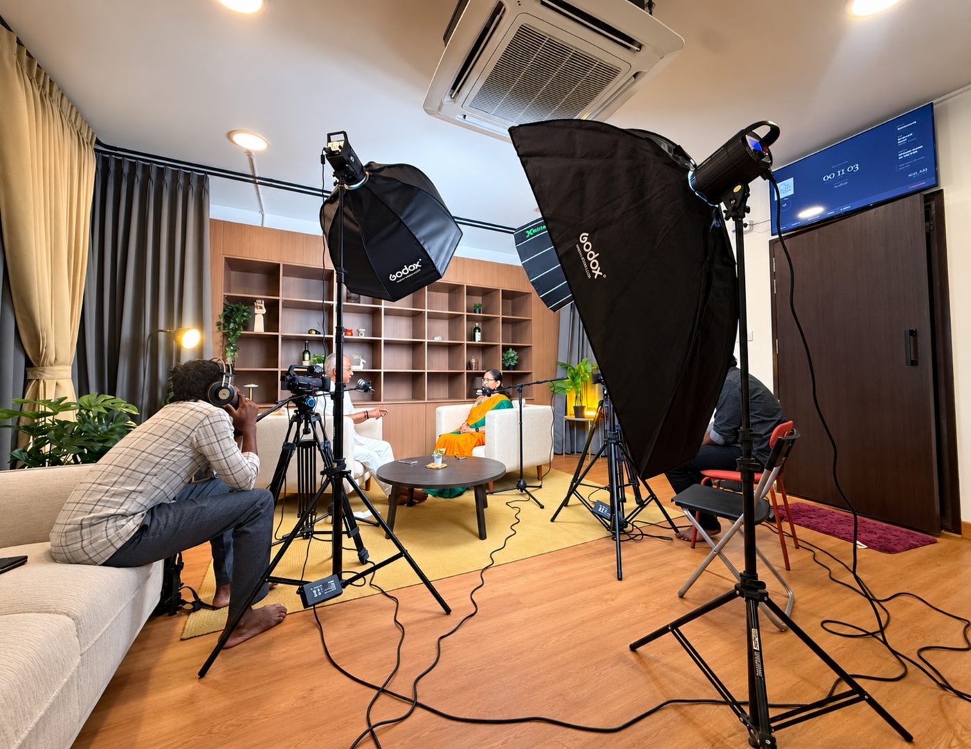 Studio RYST — behind the scenes on a live shoot, full lighting rig and crew
